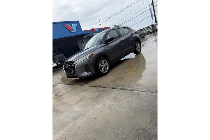 nissan kicks
