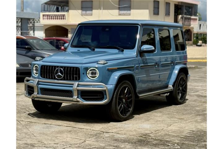 AMG G63 CHINA BLUE / RED PEPPER XTRA CLEAN