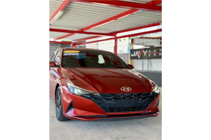 Hyundai Elantra 2021  $18,995