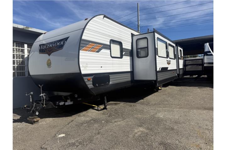 RV Trailer Listing 12934335