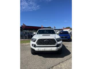 TOYOTA TACOMA TRD SPORT 2023 IMPECABLE