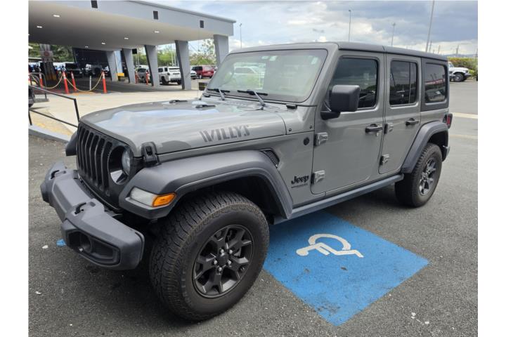 WILLYS 4DR V6 4X4 CEMENTO DESDE 399!