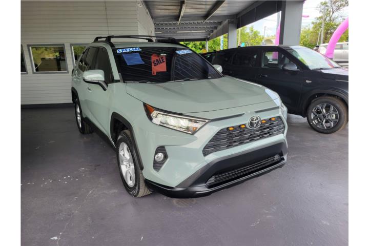 2021 TOYOTA RAV 4 XLE