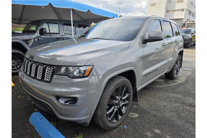 ALTITUDE 4X4 V6 SUNROOF CEMENTO DESDE 449!