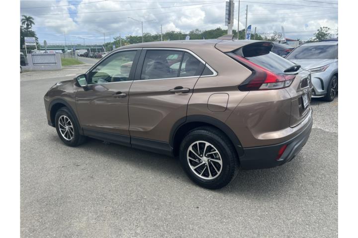 ECLIPSE CROSS 2024 18 MIL MILLAS
