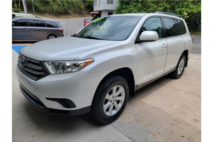 HIGHLANDER 4CLDRS $12,995 LINDA