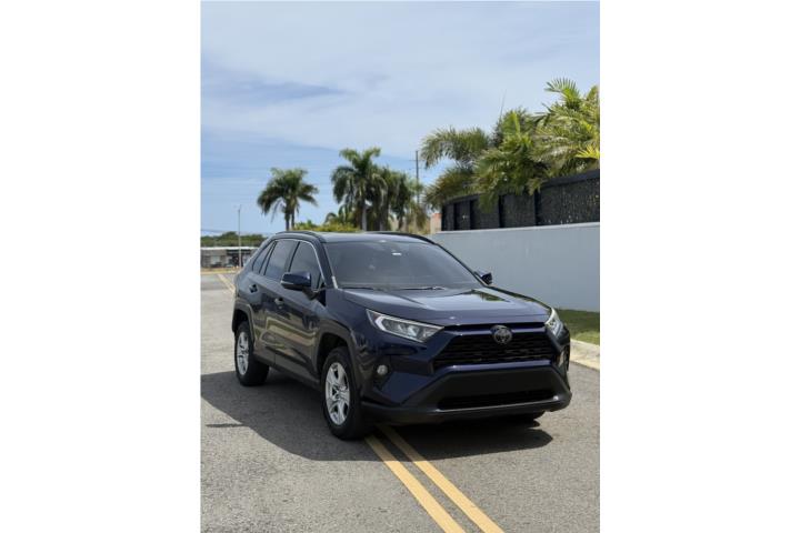 Toyota RAV4 XLE