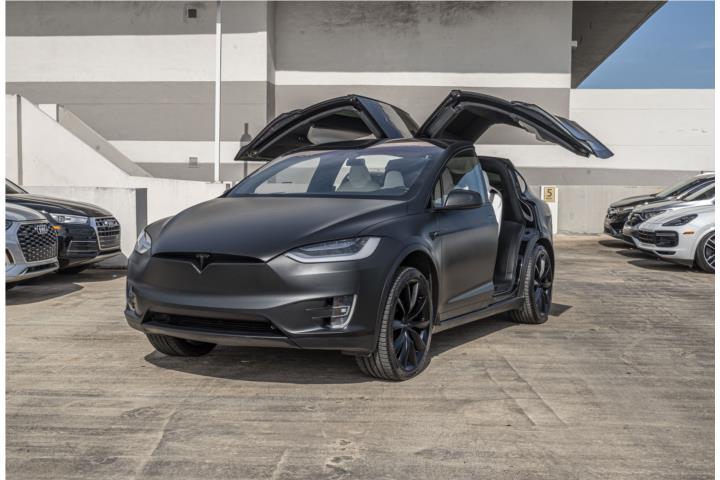 Tesla Model X del 2021
