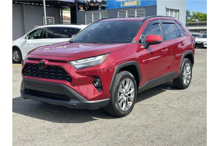 RAV4 XLE PREMIUM 2024 36K MILLAS