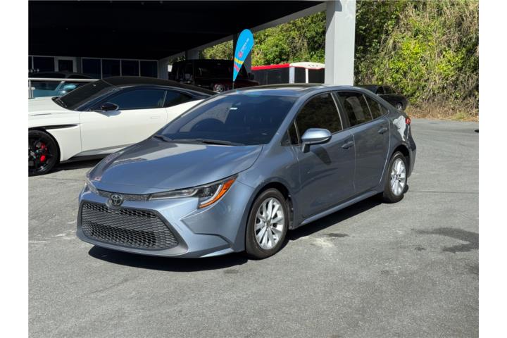Toyota Corolla LE