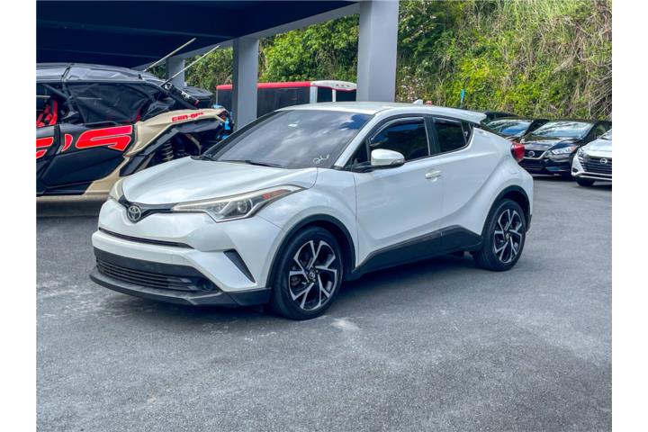 Toyota C-HR XLE