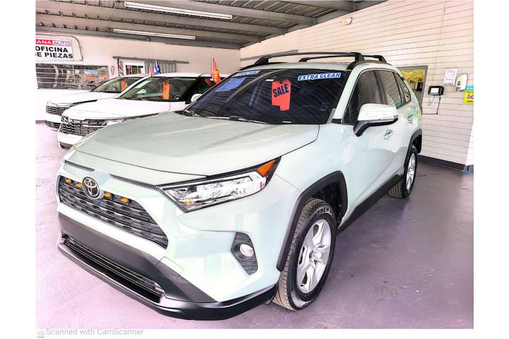 2021  TOYOTA RAV 4 XLE