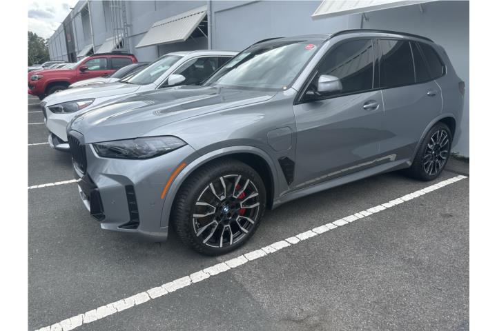BMW X5 X Drive 50E/ llama 787-300-7399.