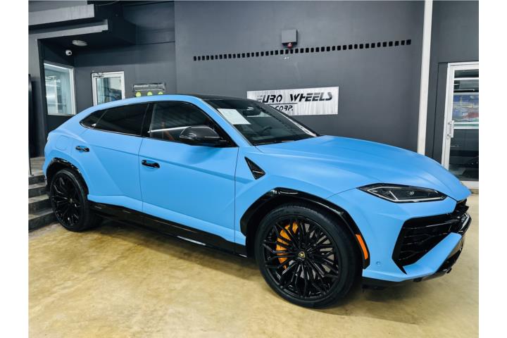 2025 urus se