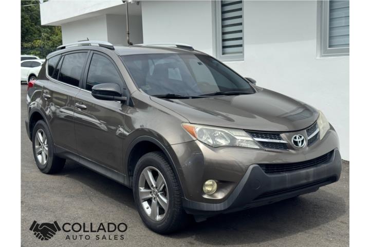 Toyota RAV4 LE 2015' 67k Millas Llama Ya