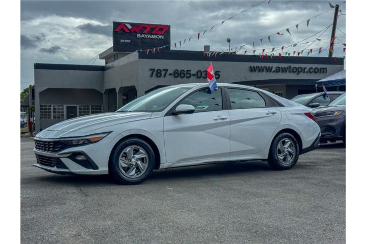 Hyundai Elantra SE