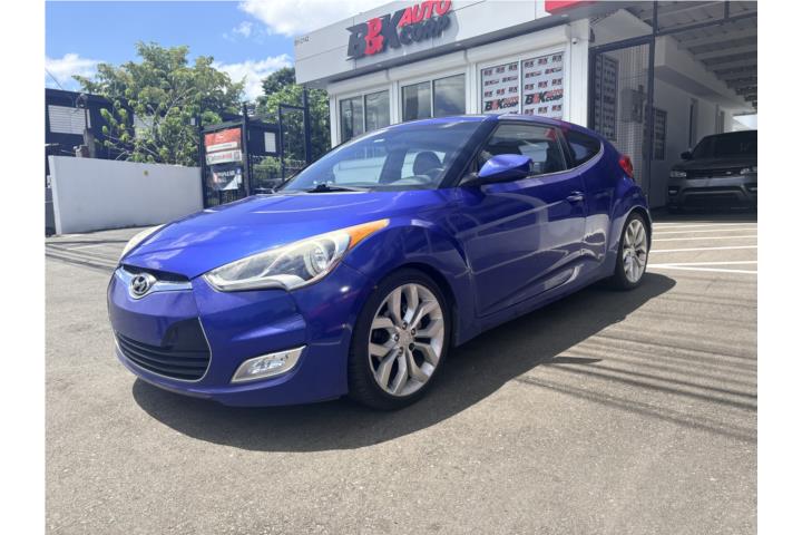 HYUNDAI VELOSTER 12 EN LIQUIDACIÓN!