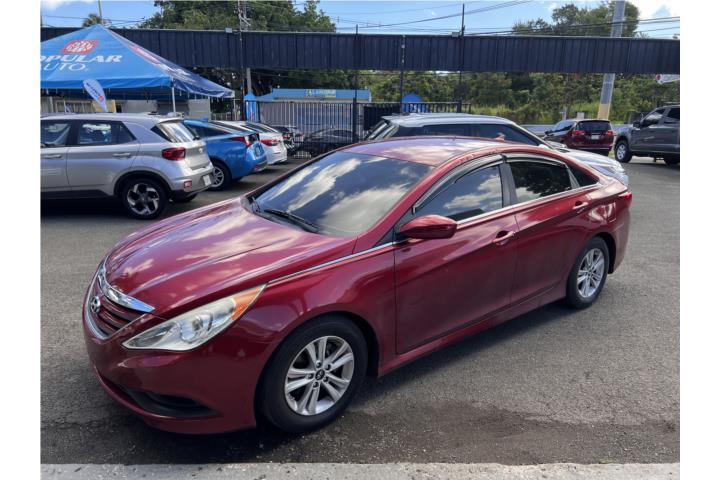 Hyundai Sonata 2014 *Solo 68k millas*