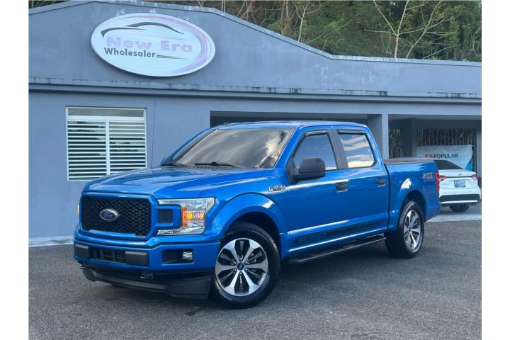FORD F150 STX 4 PUERTAS AZUL METALICO