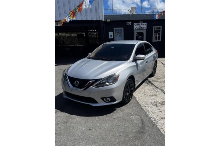 NISSAN SENTRA S ESTANDAR 6 CAMBIOS!!!