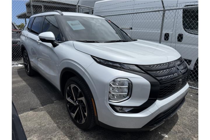 Mitsubishi Outlander SE 2023