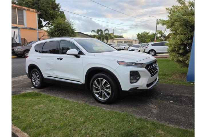 Hyundai Santa Fe 2019 $9900