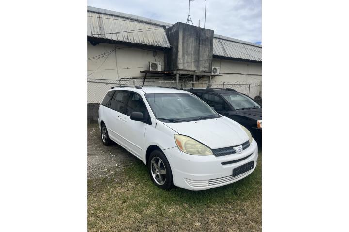 Toyota Sienna 2004 3filas $2,000!