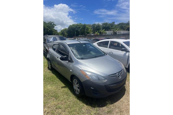 Mazda 2 2013 AUT 4D $1,500 !