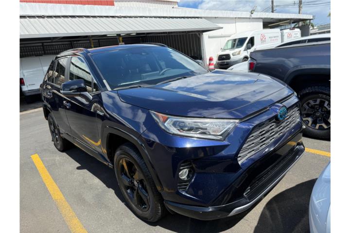TOYOTA RAV4 XSE HYBRID 2019/ASIENTOS EN PIEL