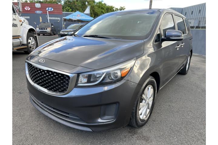 2018 KIA SEDONA LX