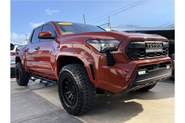 2025 Toyota Tacoma TRD Sport Color Exclusivo!