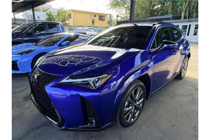 Lexus Ux300 F sport 2025