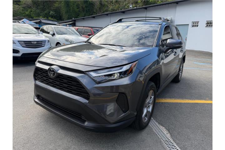 2023 TOYOTA RAV4 XLE