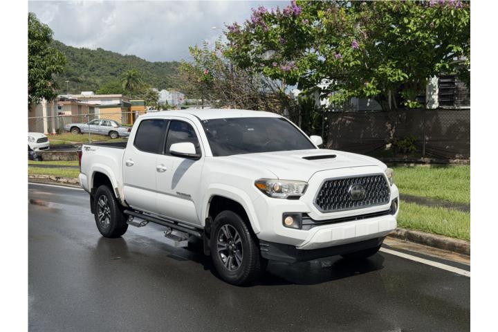 2018 Toyota Tacoma TRD Sport