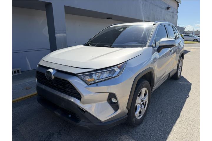 TOYOTA RAV4 XLE 2020 EN LIQUIDACIÓN