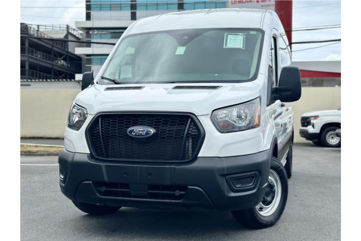 2023 Ford Transit Medium Roof Cargo Van