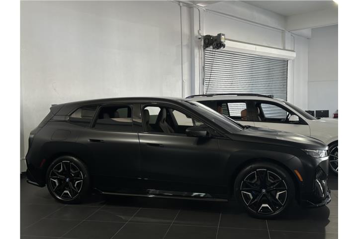 BMW IX M60 2025