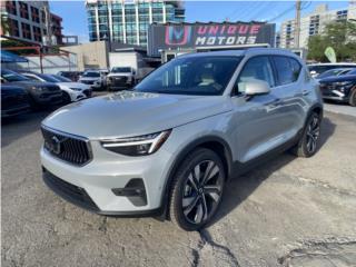 2026 Volvo XC-40 B5 AWD