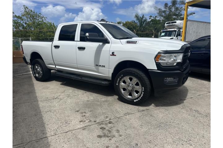 RAM 2500 TRADESMAN 4X4 CREW CAB 2022