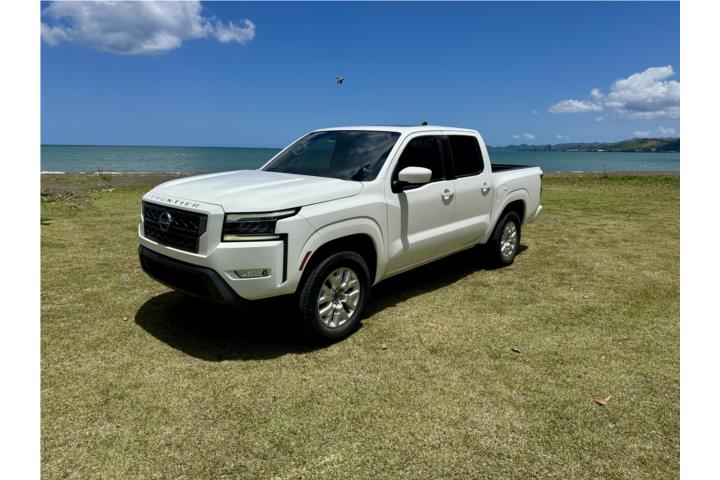 NISSAN FRONTIER SV PREMIUM (BN NUEVA)
