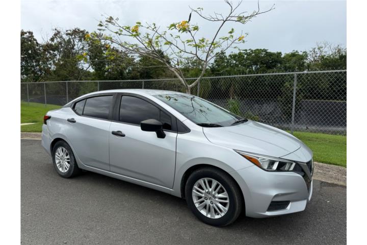 NISSAN VERSA 2020