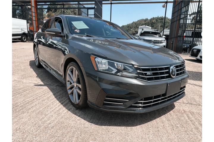 Volkswagen Passat R Line  2016