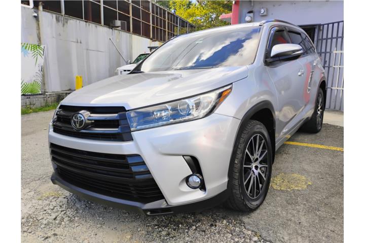 TOYOTA HIGHLANDER SE V6 2018