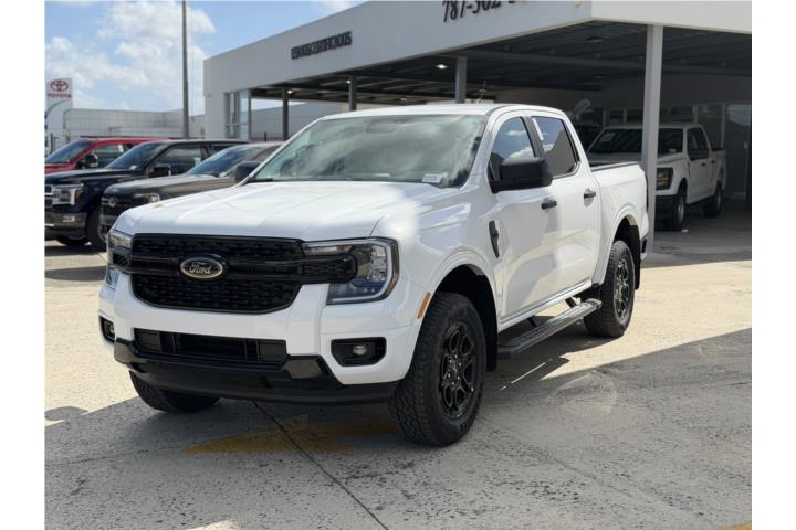 NUEVA Ford Ranger XLT BLK PKG 4x2 2025