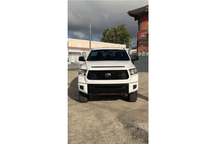 TOYOTA TUNDRA 2019 $24,995 COMO NUEVA!!!