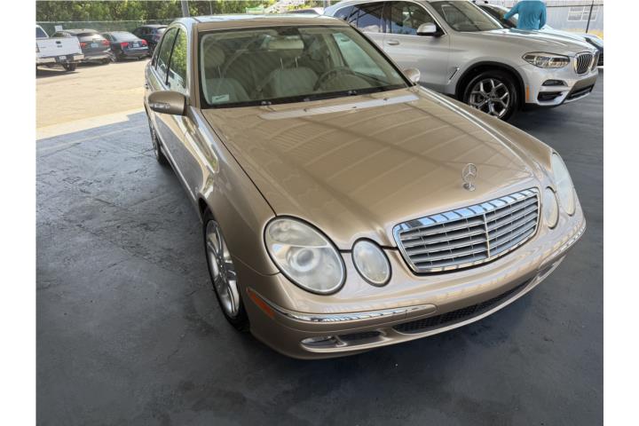 Mercedes E500 2005 36700 millas