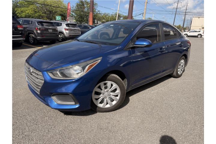 HYUNDAI ACCENT 2019 - SOLO 42 k MILLAS