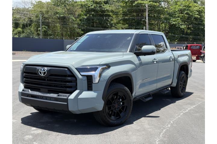 2025 Toyota Tundra SR5 4x4