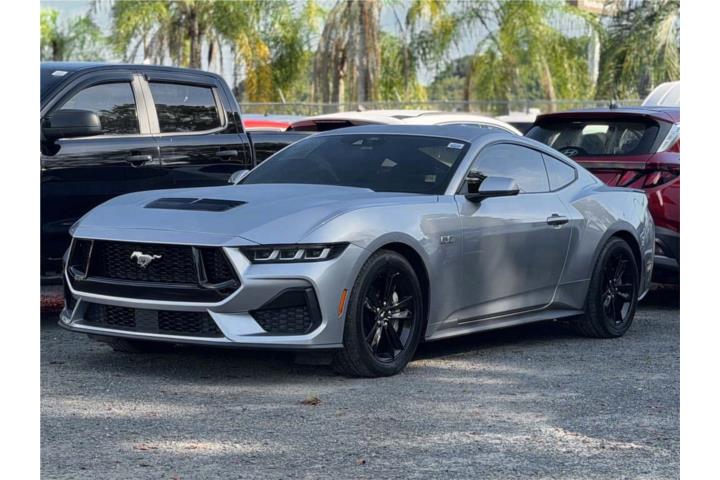FORD MUSTANG GT 2024