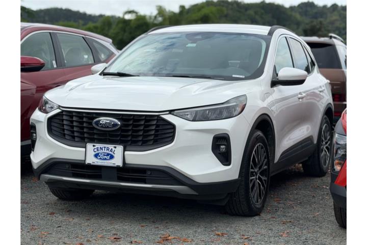 FORD ESCAPE PHEV 2023